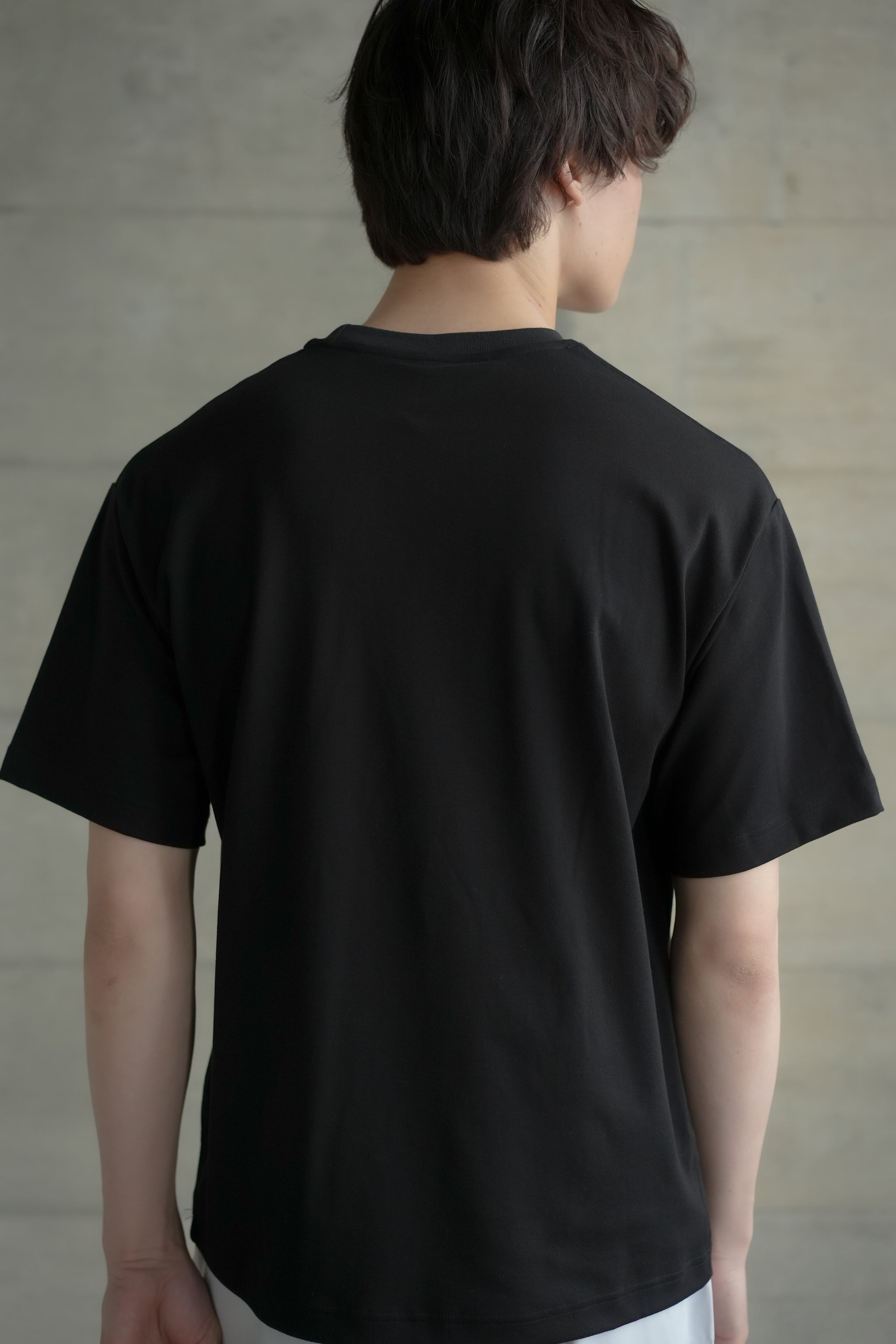 スビンコットン クルーネックTシャツ (Black) – ZIVANE